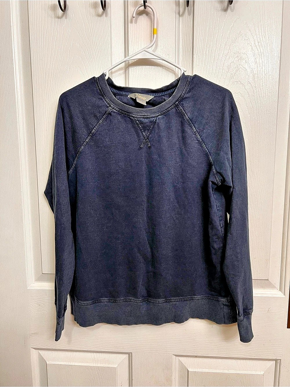 Natural Life Long Sleeve Sweatshirt in Blue Like New